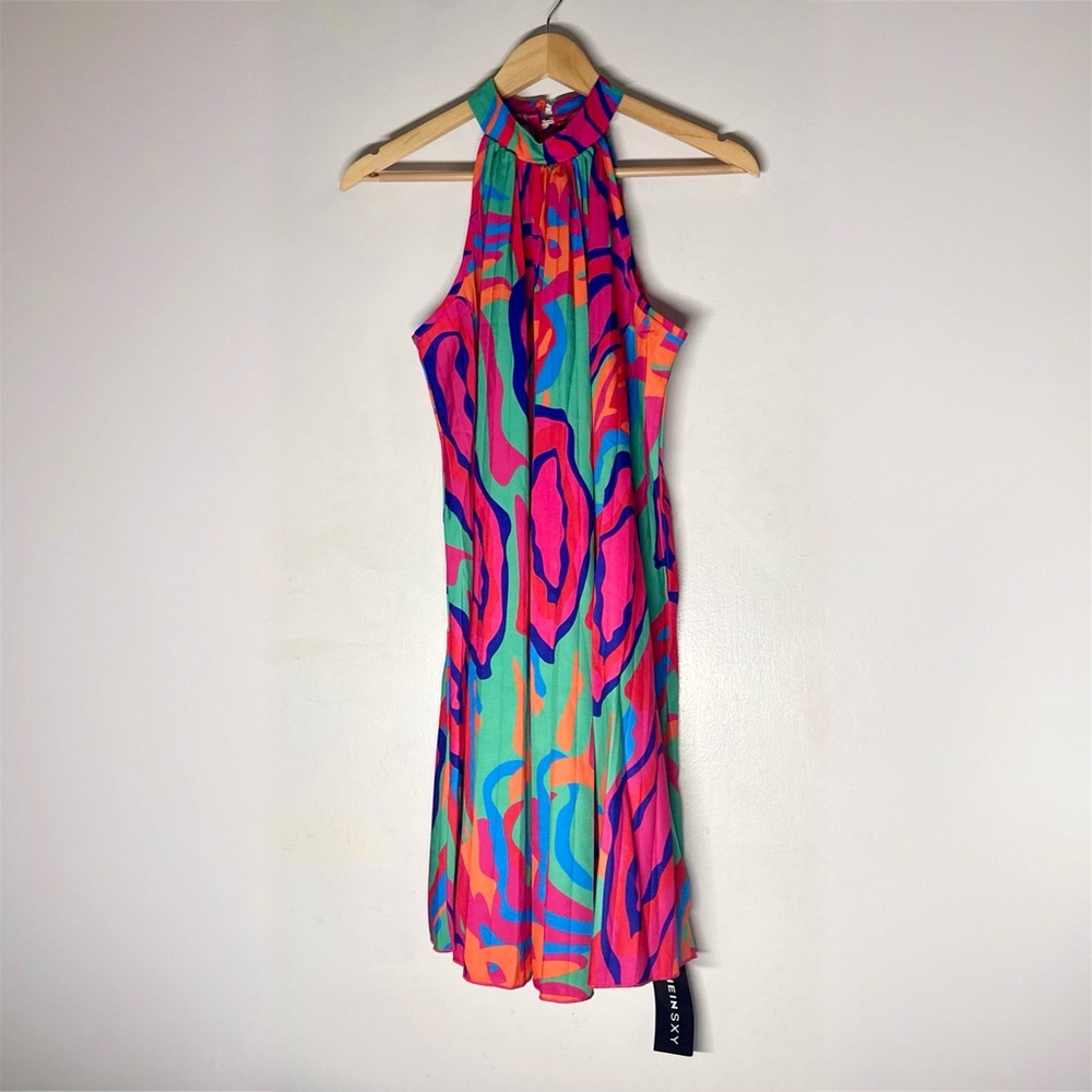 Allover Print Halter Neck Pleated Dress